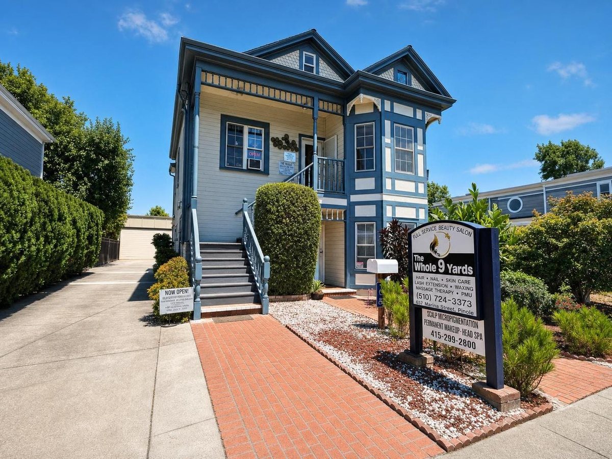 The Whole 9 Yards salon — Victorian storefront at 657 Quinan St, Pinole